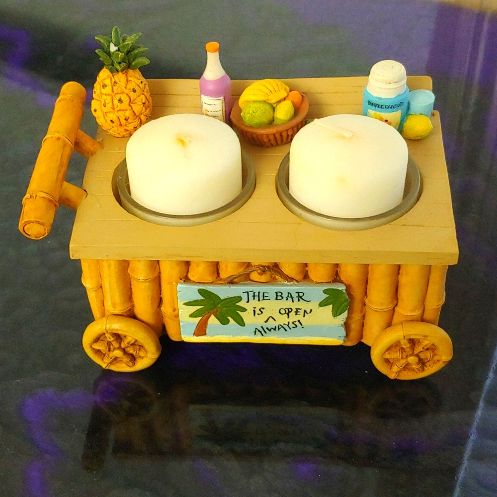 YANKEE CANDLE TIKI BAR TEALIGHT CANDLE HOLDER